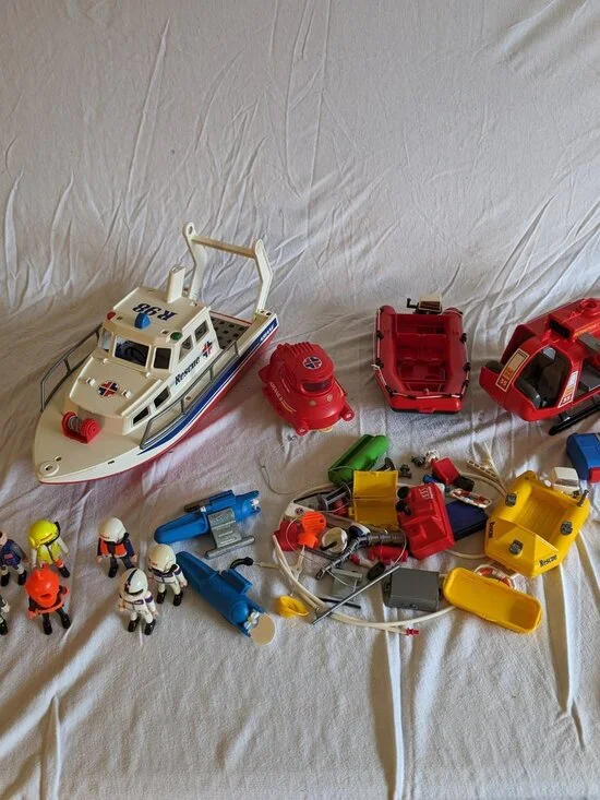 Playmobil Rescue Lot - Picture 2 of 6